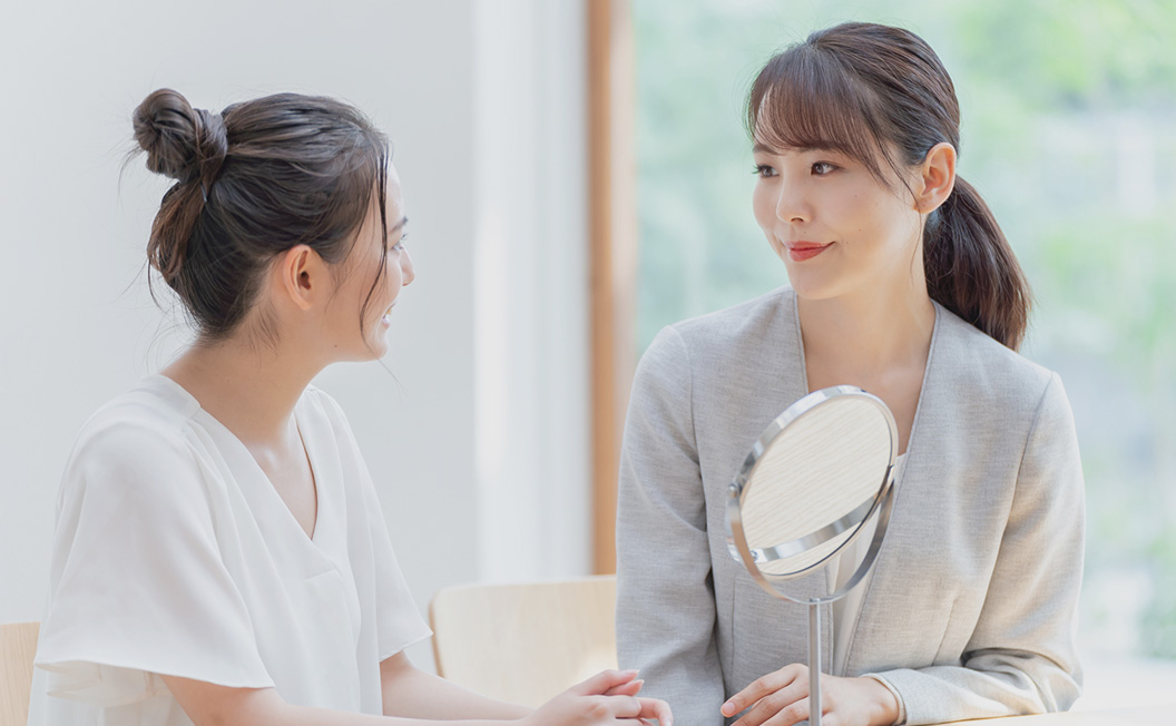 訪問看護・美容健康ケアを提供するプロ看護師のイメージ